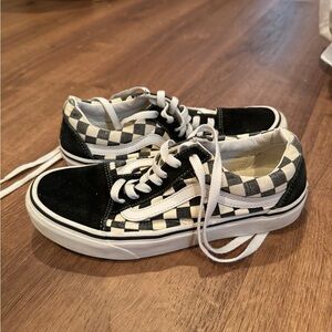 Vans checkered old school shoes